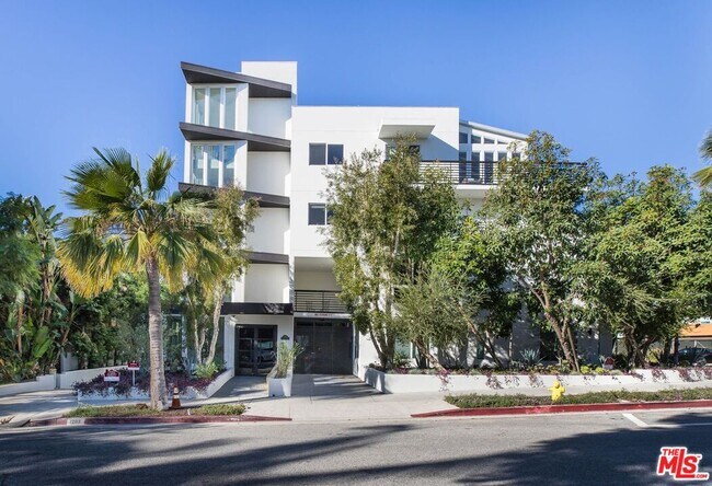 Building Photo - 1283 Havenhurst Dr