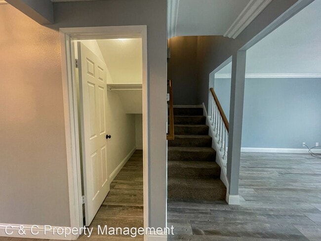 Building Photo - 2 br, 2 bath House - 110 Nissen Rd. Unit 2