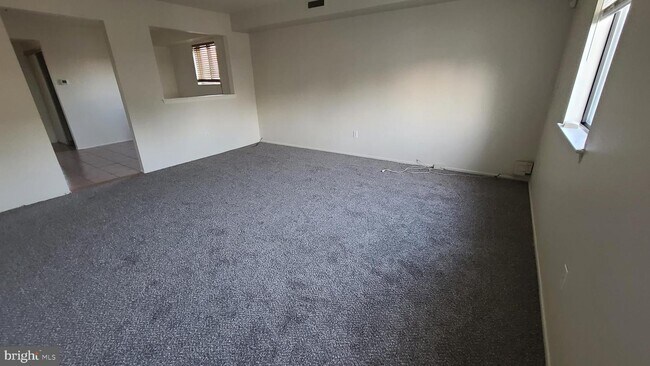 Building Photo - 2275 Pileggi Rd