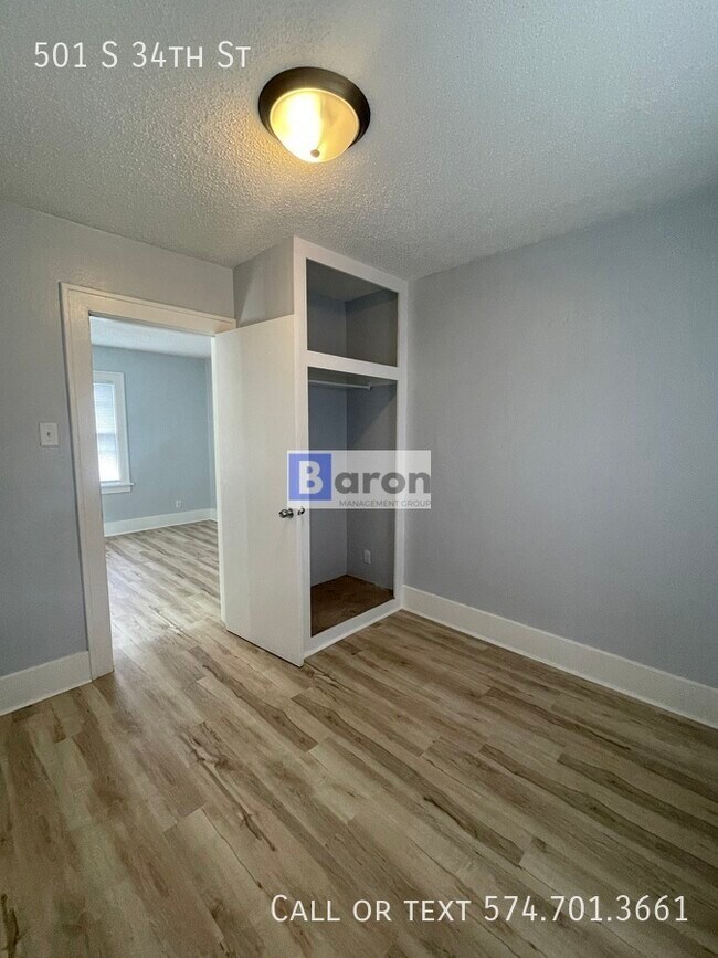 Building Photo - 501 S 34th St