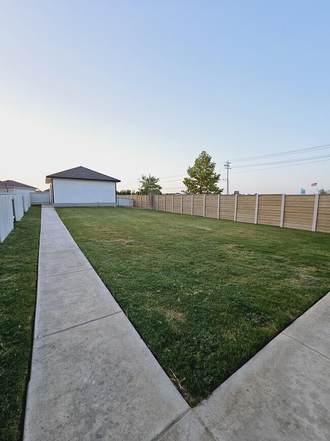 Building Photo - 1449 Goforth Rd