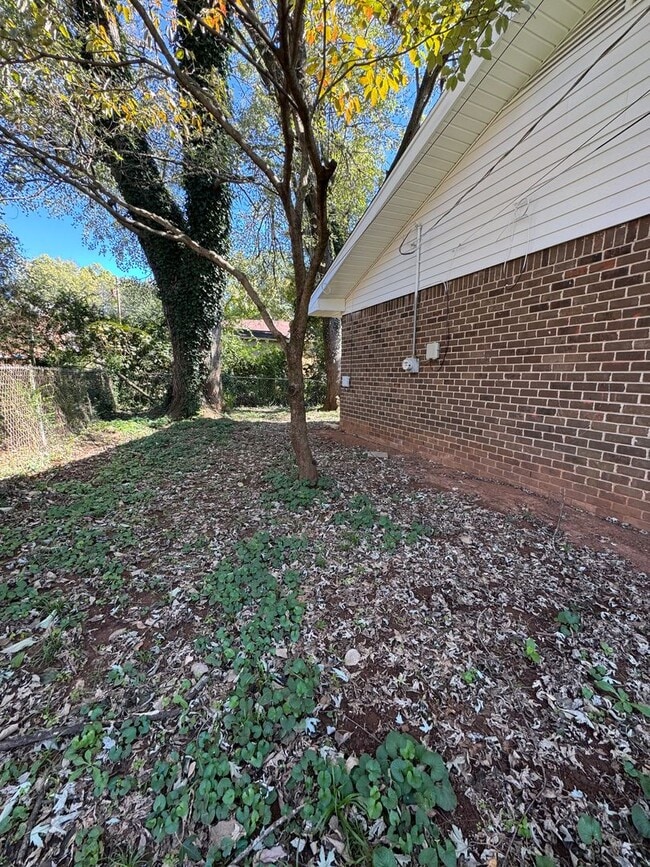 Building Photo - 3306 E Tucker Dr NW