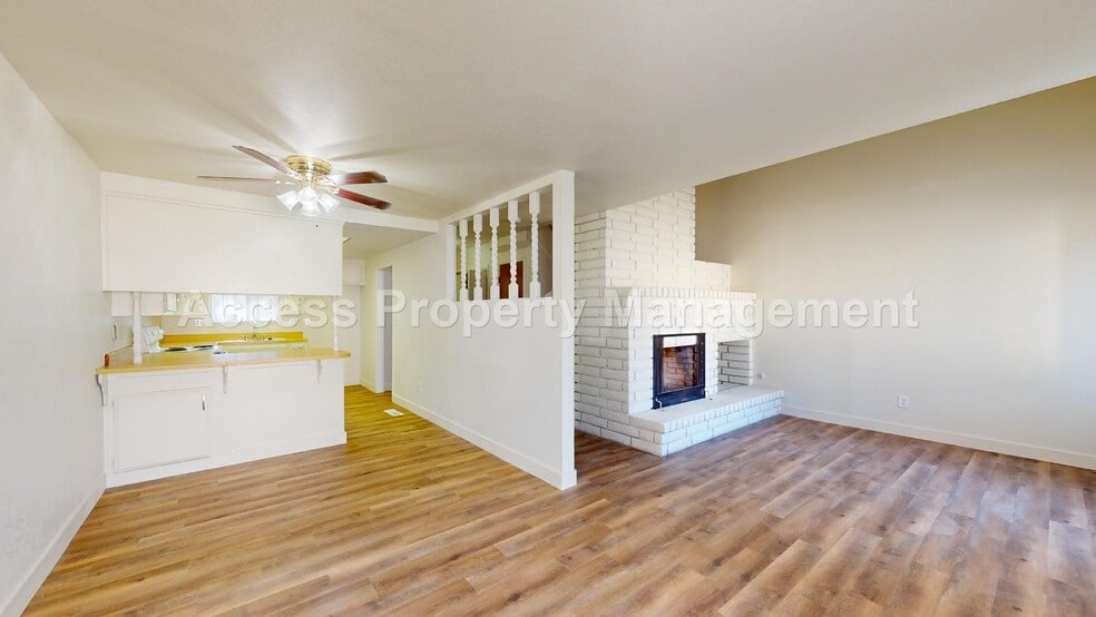 Building Photo - 2735 Fowler Rd