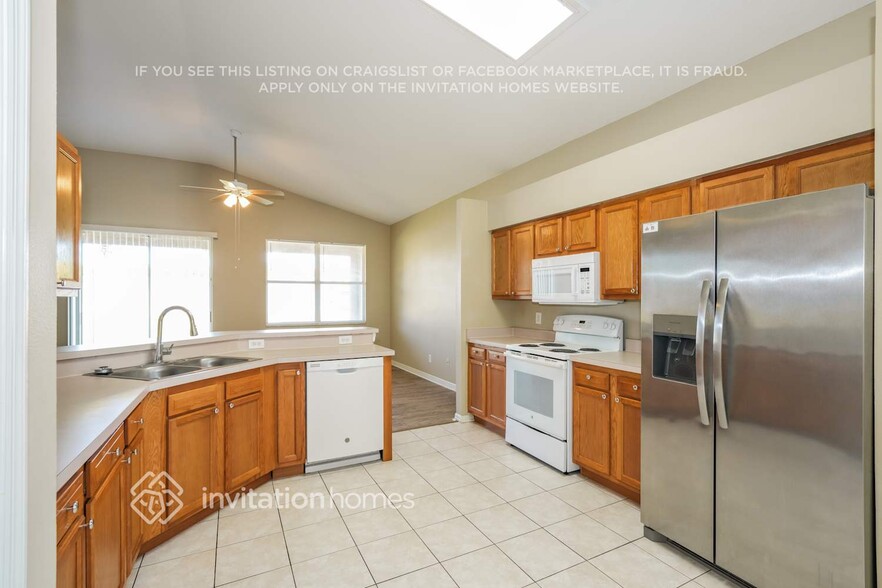 Building Photo - 4838 Windingbrook Trail