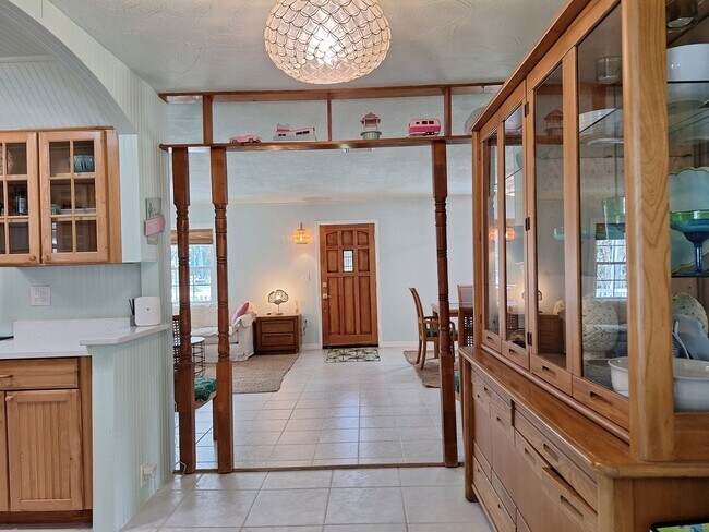 Building Photo - NEW SMYRNA BEACH MONTHLY WINTER RENTAL - P...