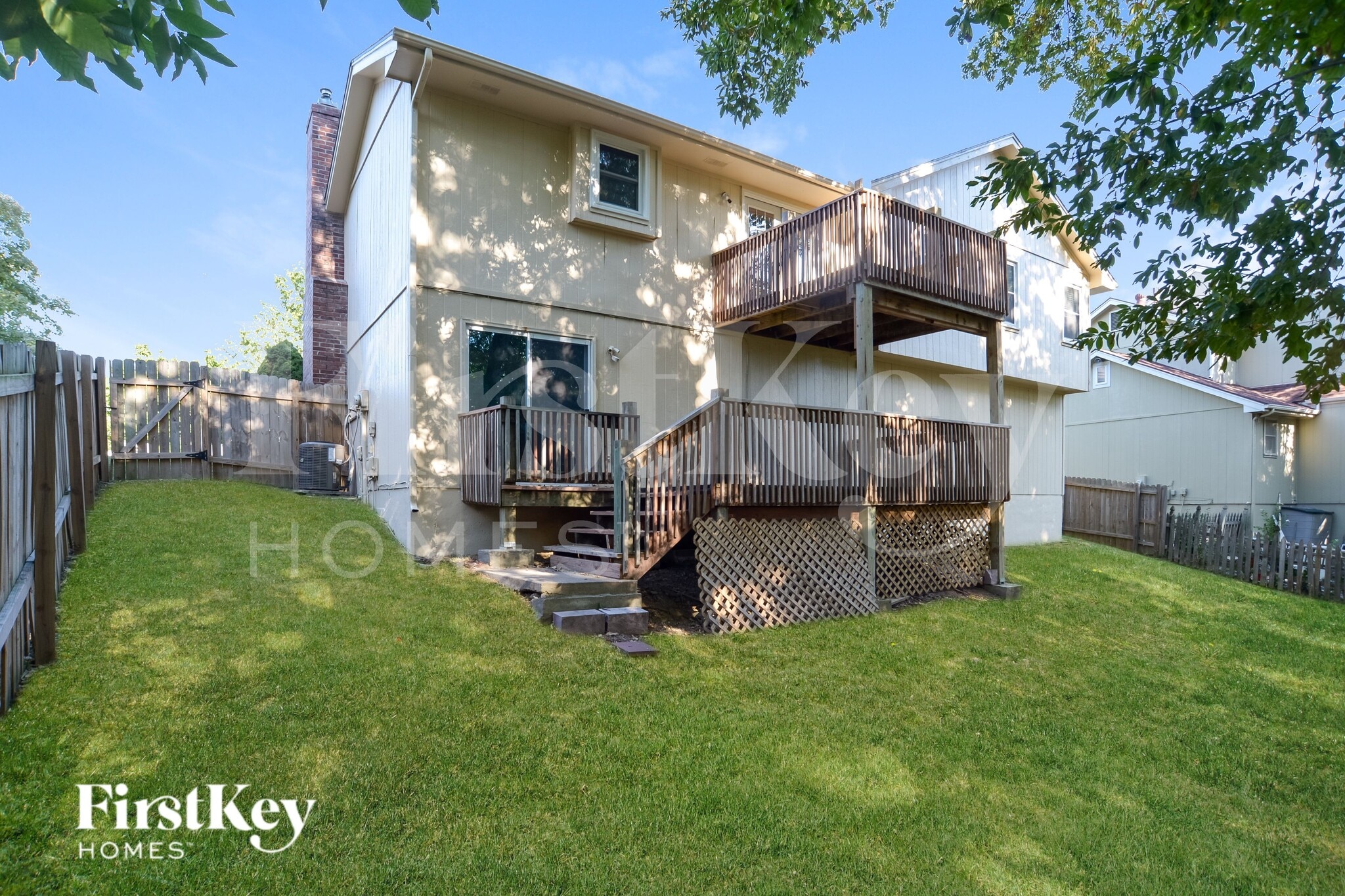 Building Photo - 8705 N Wayland Ave