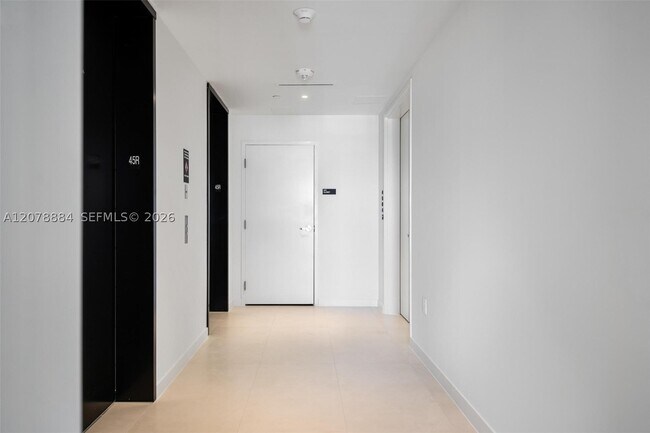Building Photo - 1400 Biscayne Blvd