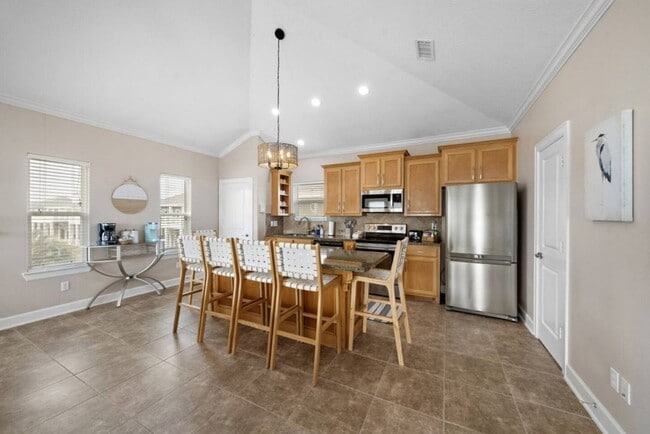 Building Photo - 2423 Sand Drift Ln