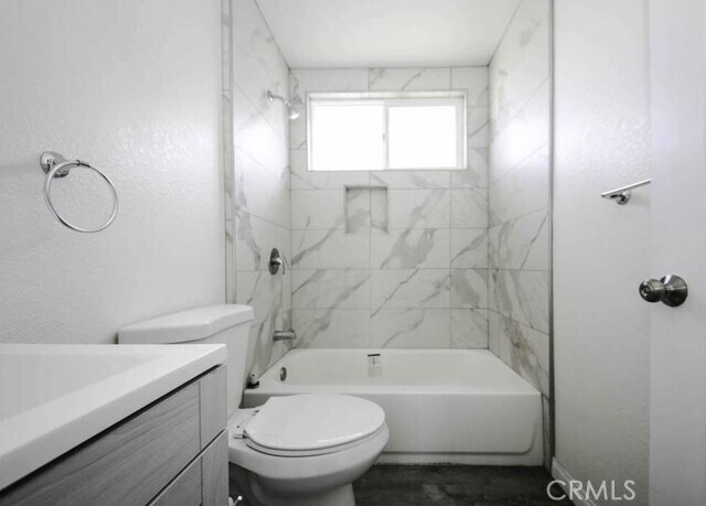 Building Photo - 220 W 112th St