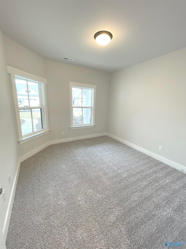 Building Photo - 156 Rugby Dr