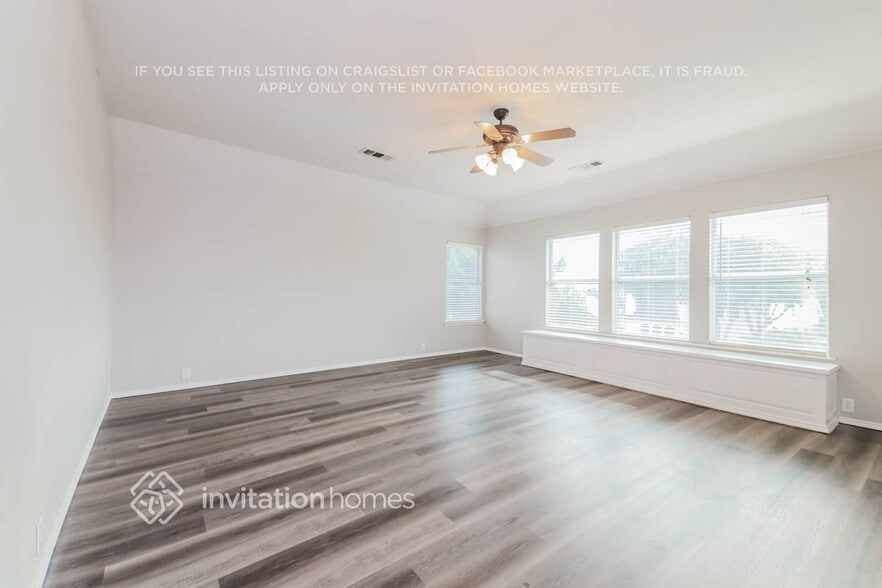 Building Photo - 1270 Stanford Dr