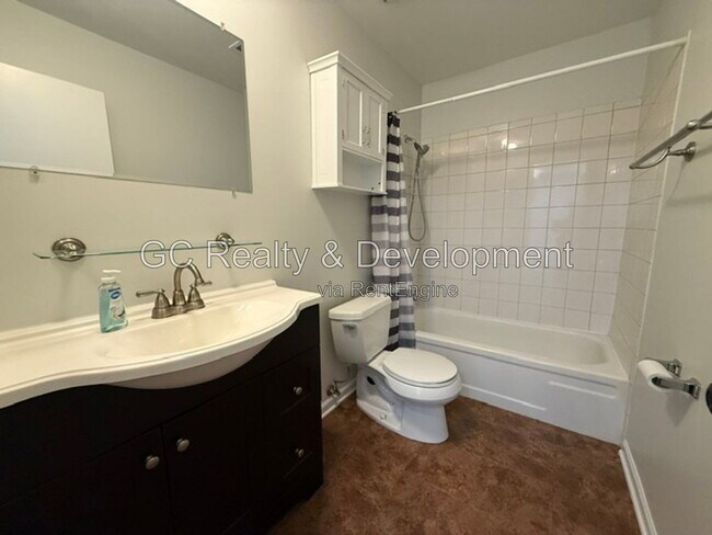 Building Photo - 1565 Avati Ln