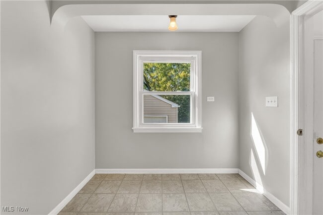 Building Photo - 542 Darlington Dr