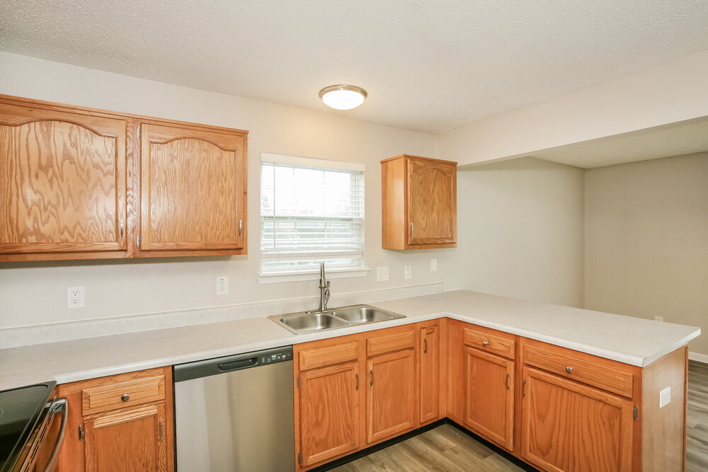 Building Photo - 109 Lockerbie Ln