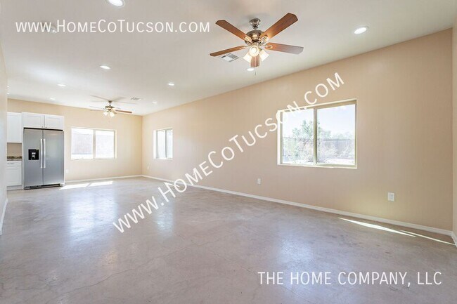 Building Photo - 5704, 5710-5718 E Hermans Road-HERMANS ROAD MARKETING