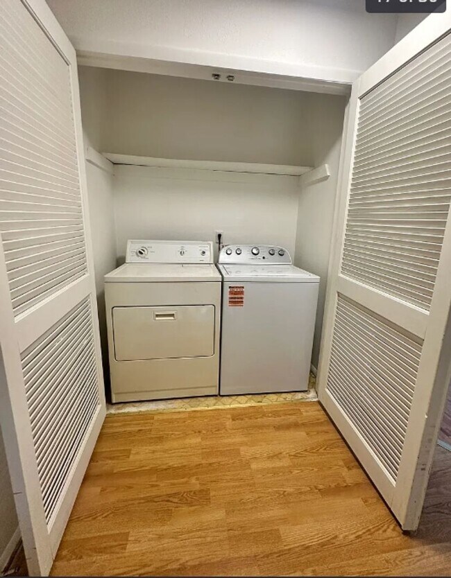 Building Photo - Beautifully Renovated 2-Bedroom, 1.5-Bathr...