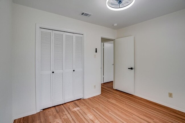 Building Photo - 12011 Cabana Ln