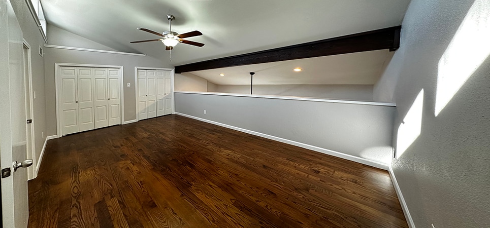 Loft bedroom - 8710 Park Ln