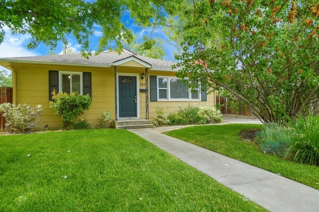 Building Photo - 1517 Chrisway Dr