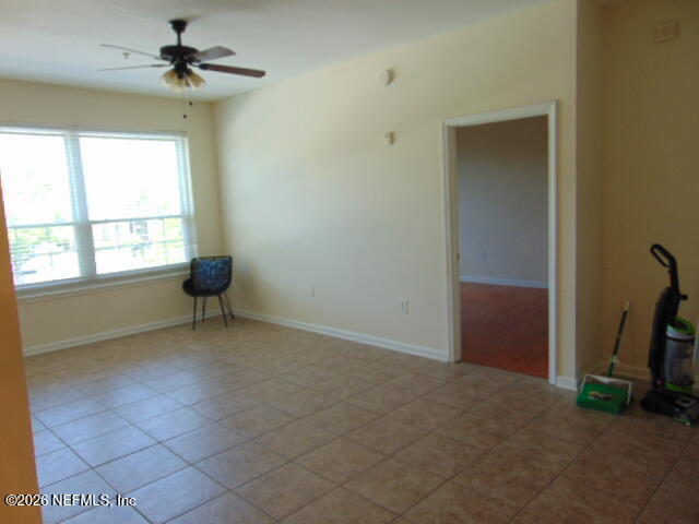 Building Photo - 7990 Baymeadows Cir E