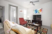 Building Photo - 976 S Braeswood Blvd