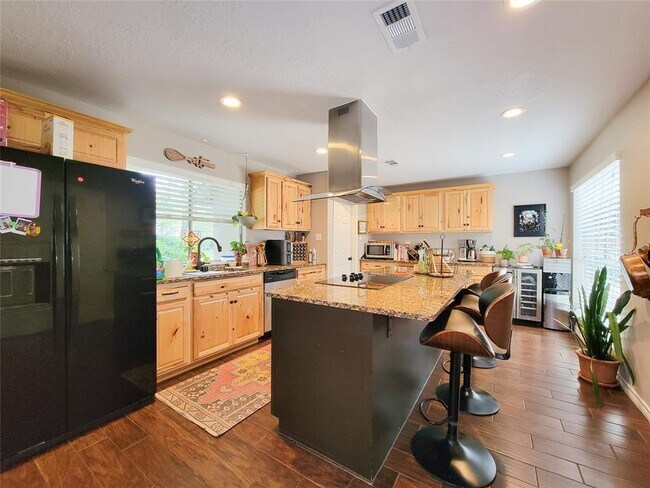 Building Photo - 3735 Hickory Knob Dr