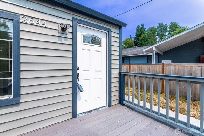Building Photo - Beautifully Renovated 4-Bedroom Home in Desirable Arbor Heights!
