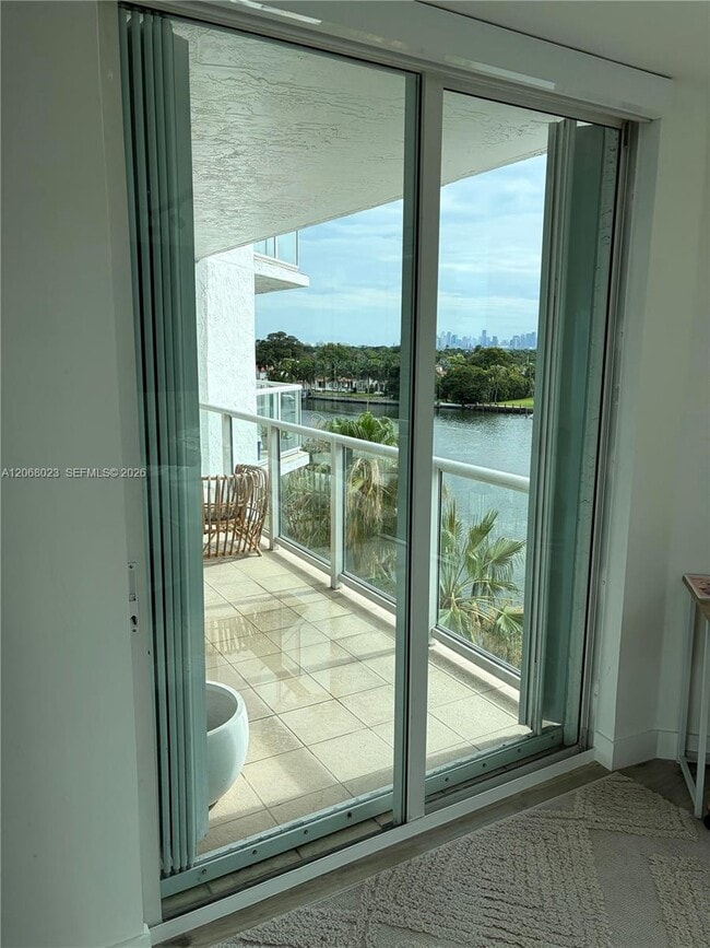 Building Photo - 5900 Collins Ave