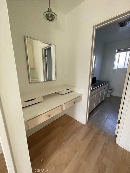 Building Photo - 811 6th St