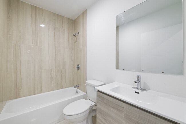 Building Photo - 679 Windermere Dr