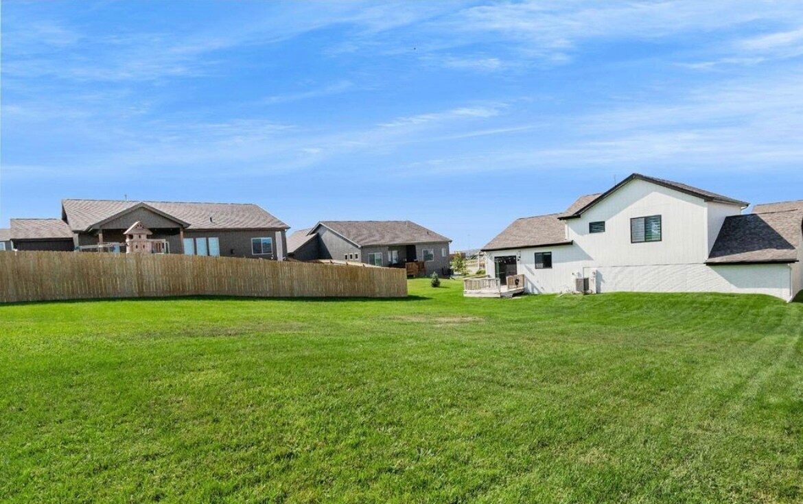 Building Photo - 5155 N 179th Ave