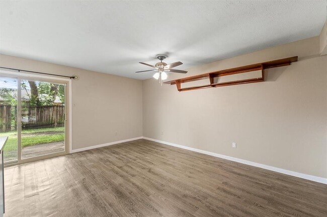 Building Photo - 6931 Tara Dr