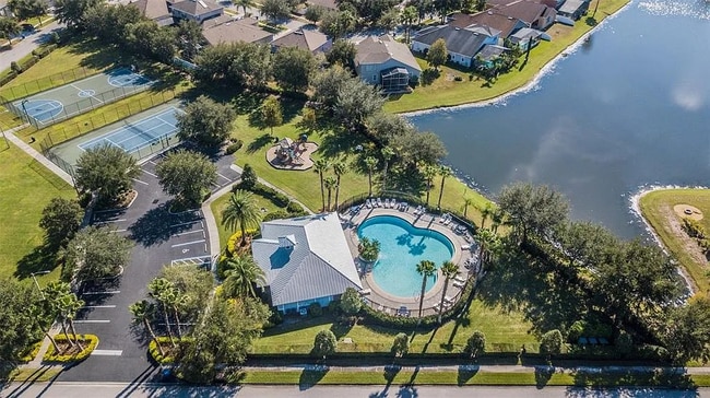 Building Photo - 15841 Pond Rush Ct