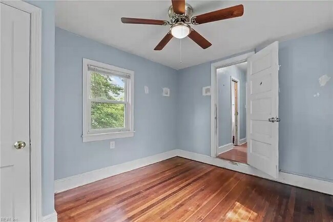Bedroom 5 - 1417 Melrose Pky