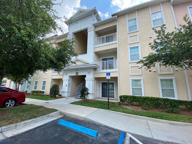 Building Photo - Beautiful 2 bedroom, 2 bathroom condo for ...
