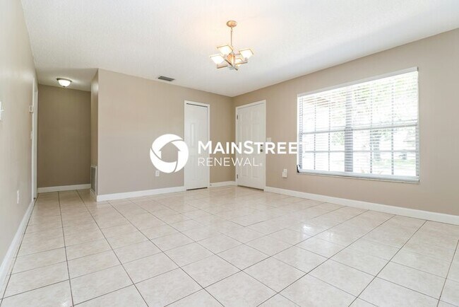 Building Photo - 3 Bedroom Pet-Friendly Home in New Port Richey, FL with Main Street Renewal