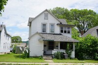 Building Photo - 1346/1348 George St.
