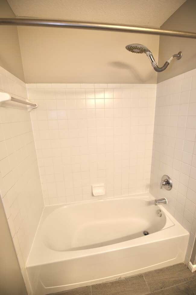 Building Photo - 7543 Ashley Meadow Dr