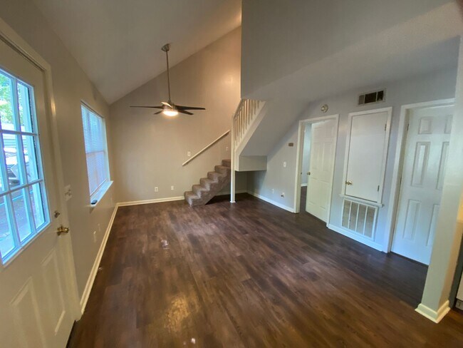 Building Photo - 1311L Access Road
