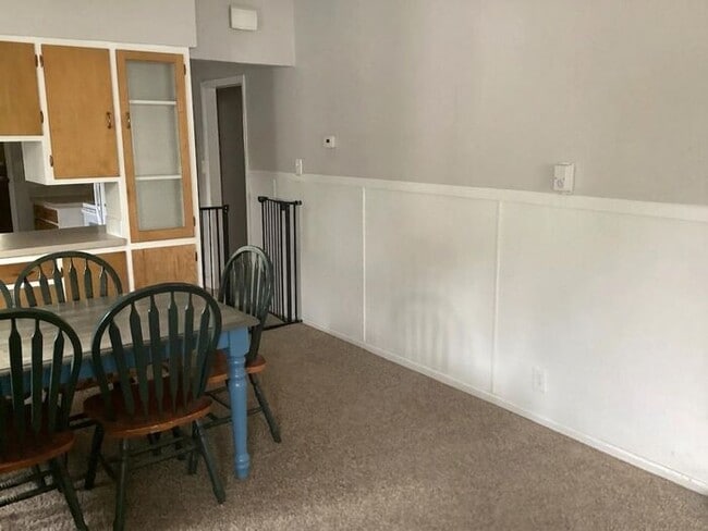 Building Photo - 3 Bedroom 1.5 Bathroom house near Old Town Fort Collins