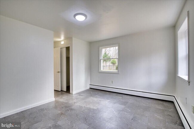 Building Photo - 1674 High Point Ln