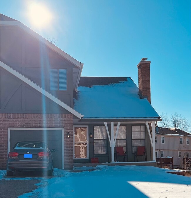 Building Photo - 14103 W 88th Terrace