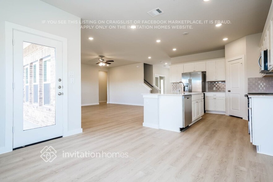 Building Photo - 434 Amberville Dr