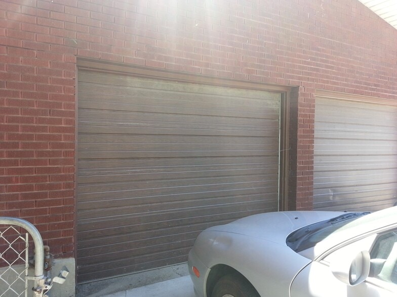 Building Photo - 397 N 100 E