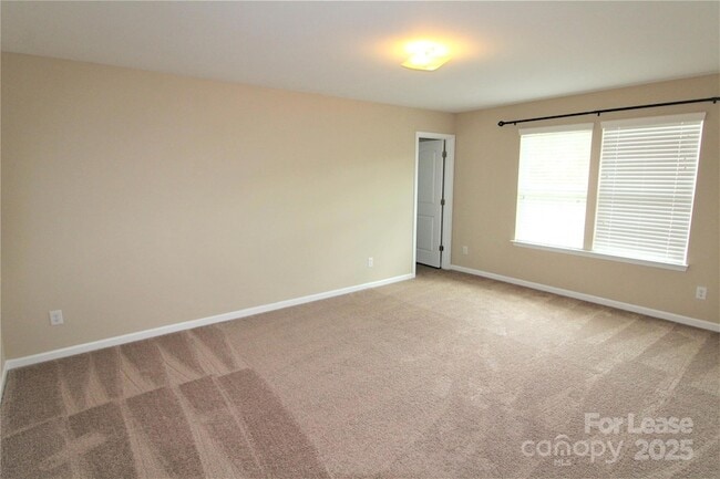 Building Photo - 12618 Ballyliffin Dr