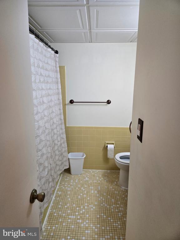 Building Photo - 25 S Church Rd