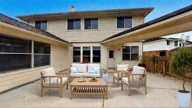 Building Photo - 20802 Newbury Park Dr