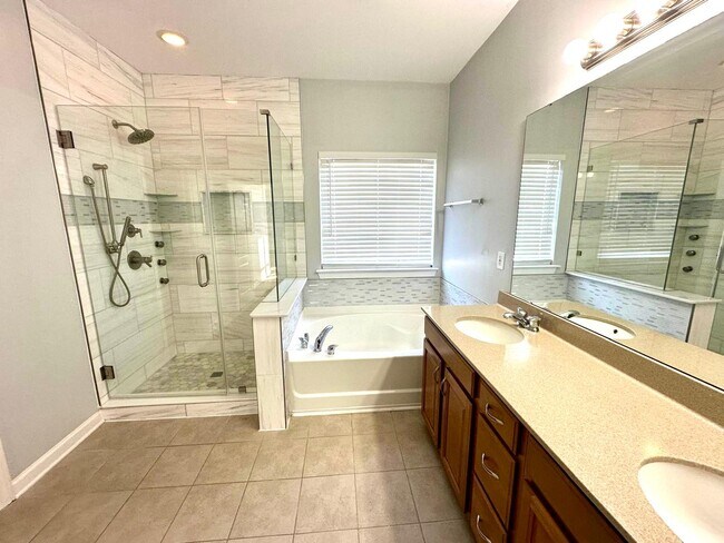 Building Photo - 311 Palmerston Ln