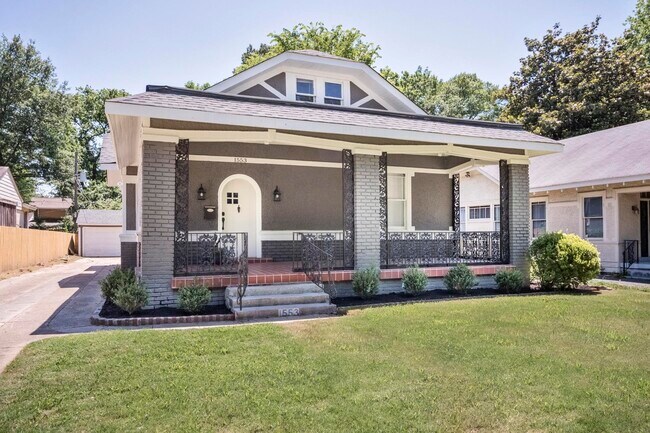 Building Photo - 1553 North Pkwy