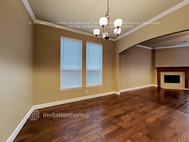 Building Photo - 8125 Trinity Vista Trl